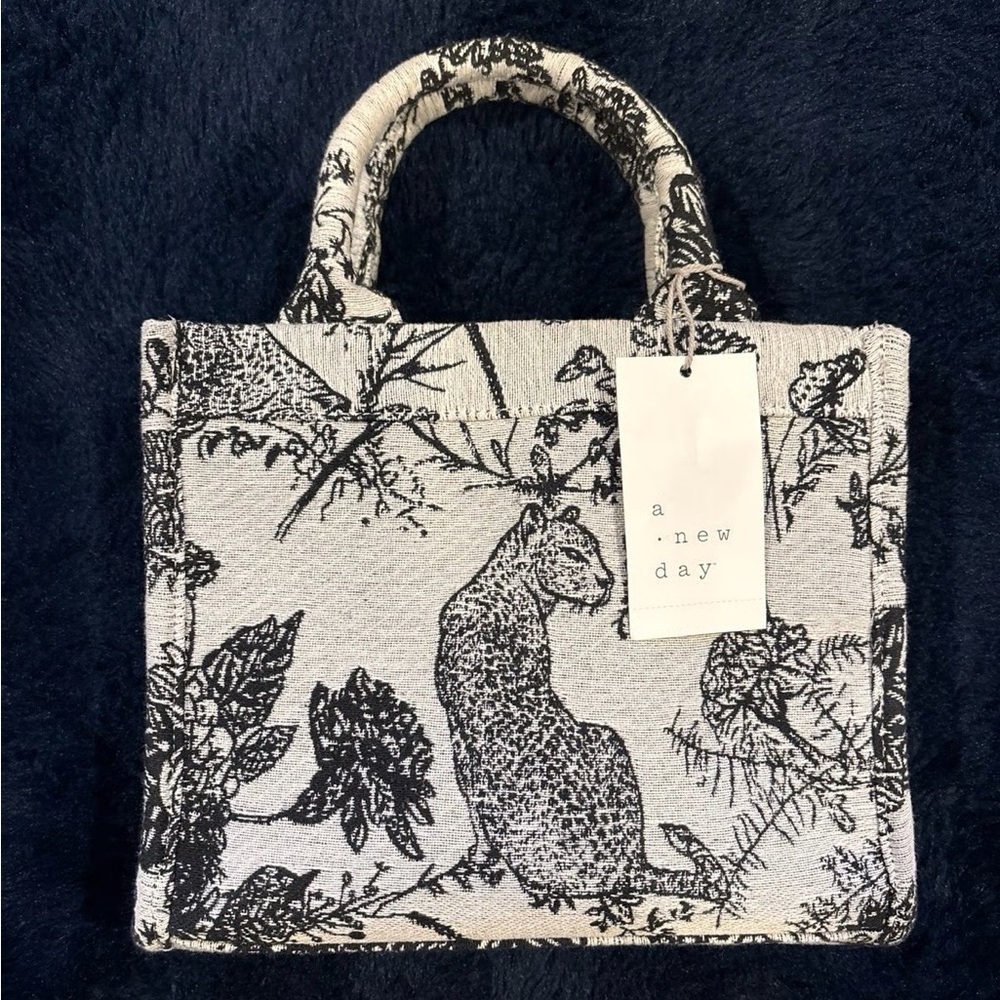 a new day : Black and Cream Animal Print Boxy Tapestry Tote with crossbody strap